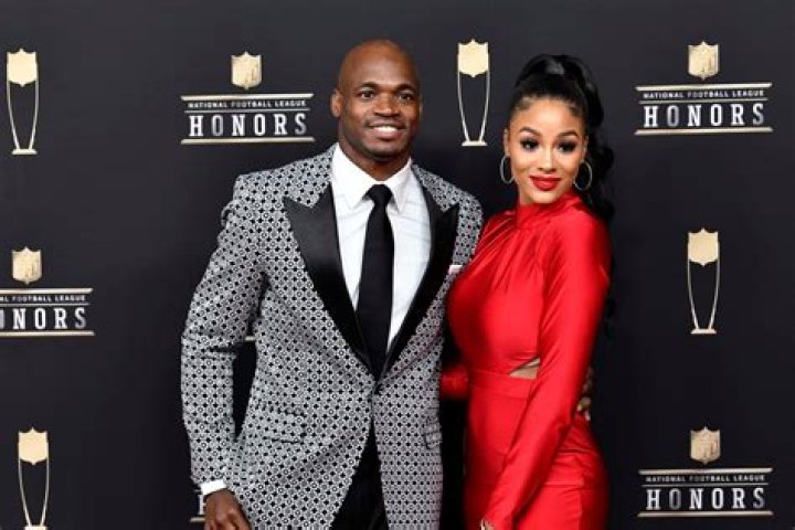 Adrian Peterson Net Worth: Is Adrian Peterson rich?