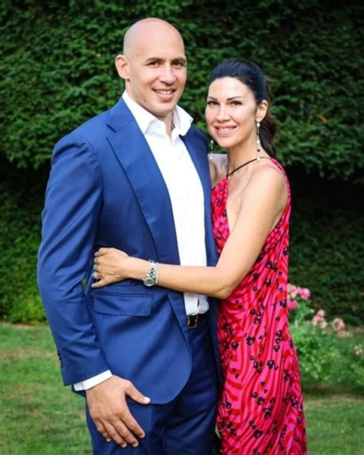 Annie Parisse Biography, Age, Height, Husband, Net Worth, Family