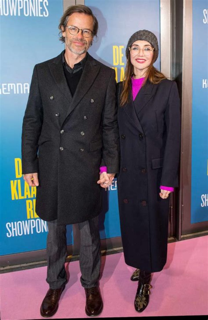 Carice van Houtens Partner Guy Pearce Talks About Parenthood ·