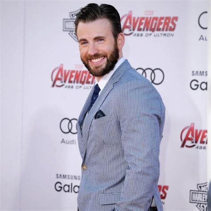 Chris Evans Net Worth, Bio, Age, Wife, Children, Parents