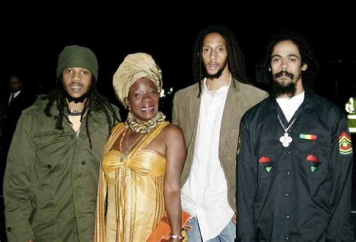 Did You Know Bob Marleys Son Stephen Marley Has Got More Than Ten Children ·