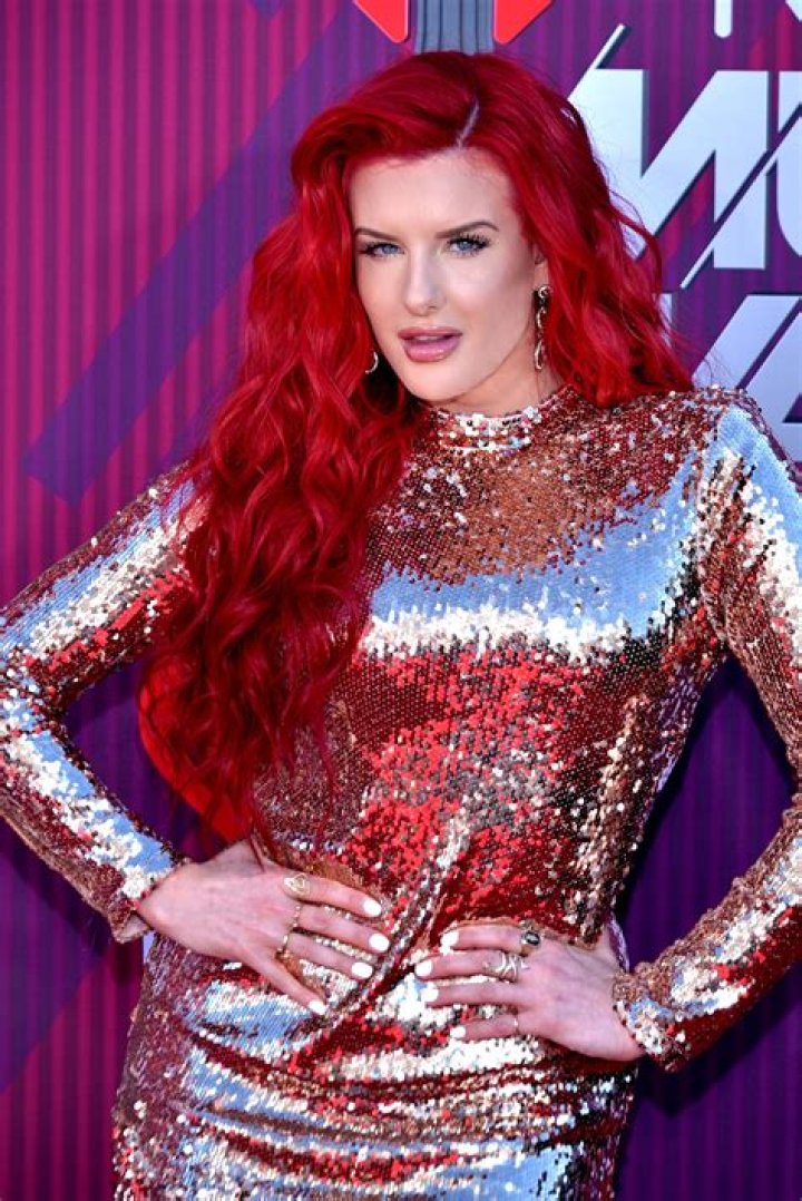 Does Justina Valentine have kids? ·