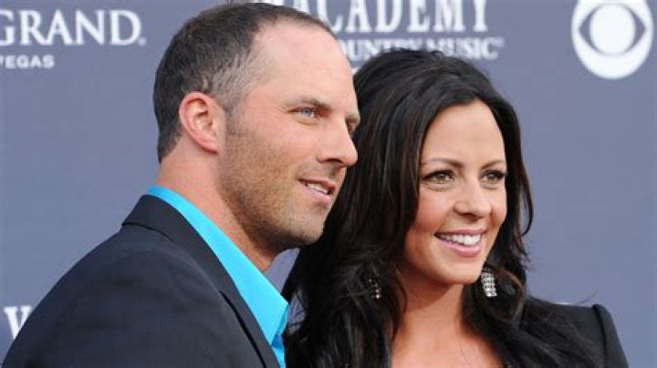 Former quarterback Jay Barker arrested after trying to hit wife Sara Evans with his car! Their