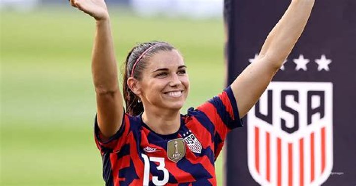 Is Ashley Du Preez The Highest Paid Female Soccer Player?