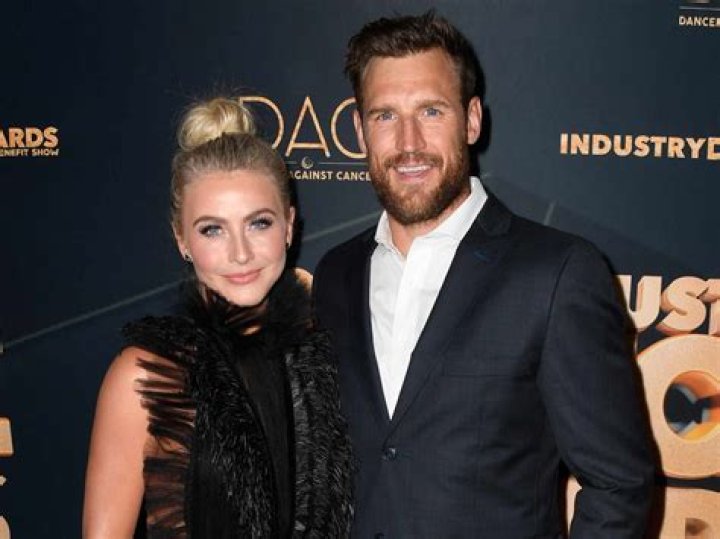 Is Julianne Hough Back In The Dating Scene: All The Latest