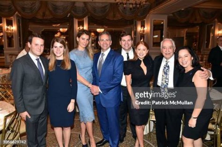 Jackie Oshry's Husband - Is She Married To Zachary Weinreb? All We Know About The Morning Toast Co-h ·