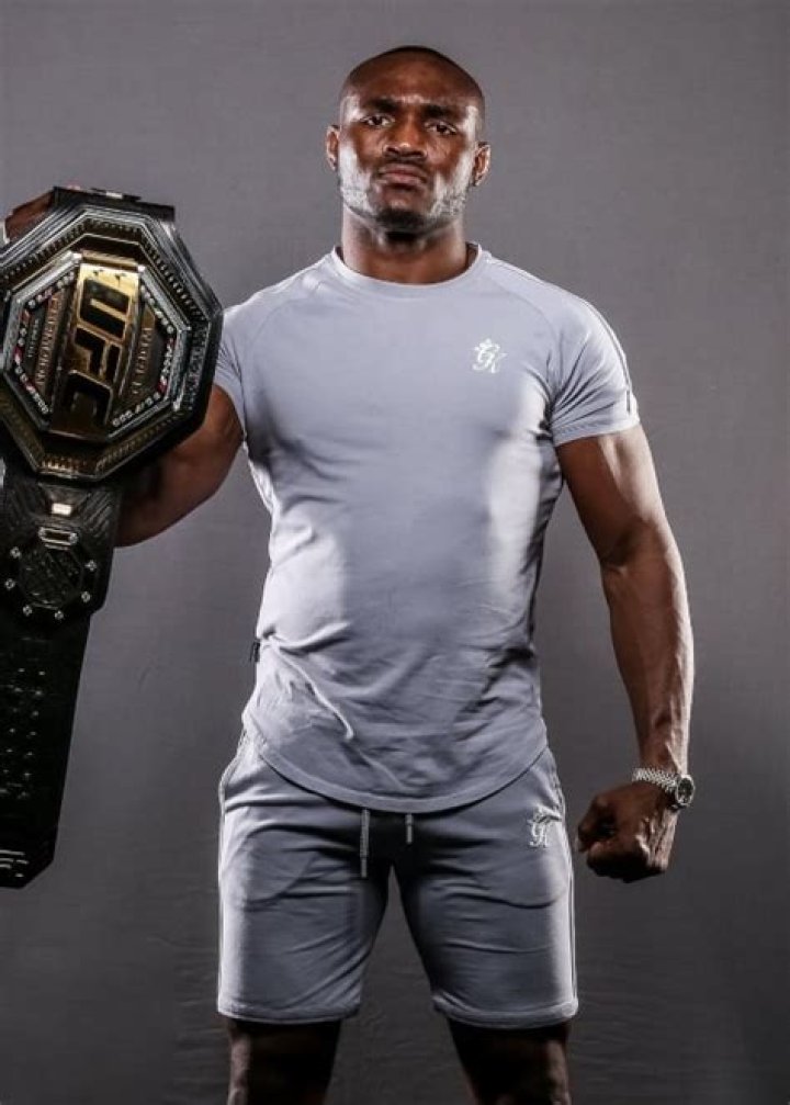 Kamaru Usman Height, Weight, Family, Spouse, Education, Biography