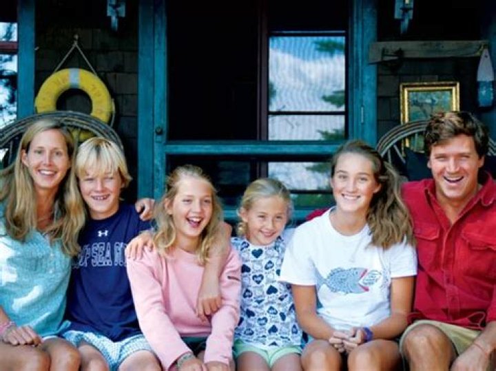 Meet Lillie Carlson Photos Of Tucker Carlsons Daughter With Susan Andrew ·