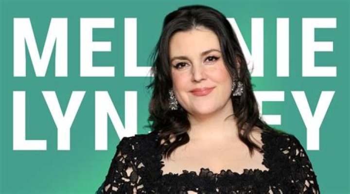 Melanie Lynskey: Biography, Age, Career, Net Worth, Height