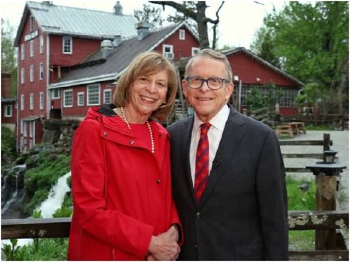 Mike DeWine Biography, Age, Height, Wife, Net Worth, Family