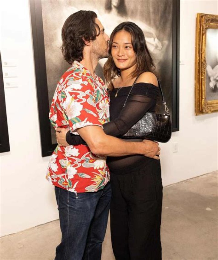 Milo Ventimiglia Ethnicity, Biography, Age, Height, Girlfriend, Awards, Net Worth ·