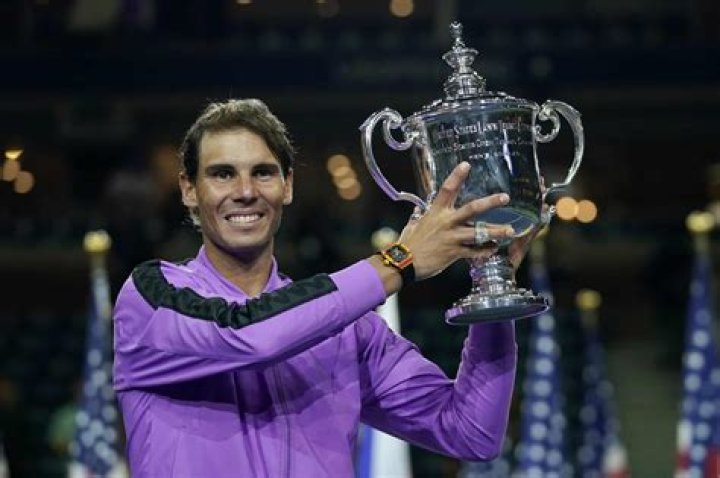 Rafael Nadal Bio, Age, Height, Career, Net Worth, Family