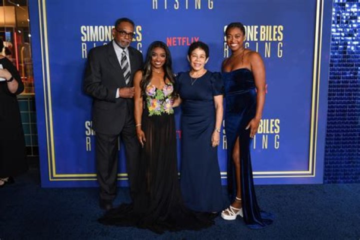Simone Biles Parents Ethnicity, Parents Name, Ethnicity, Age, Height, Net Worth ·