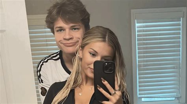 Uncover The Fascinating World Of Breckie Hill's Snapchat