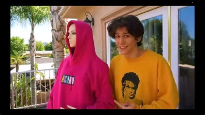 Unraveling The Nick And Zoe Breakup Rumors: Truth Or Fiction?