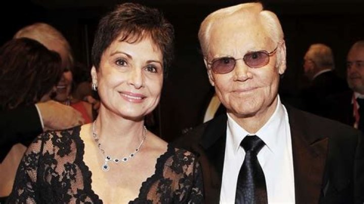 Who is George Jones ex-wife, Nancy Jones?