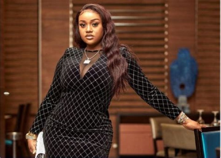 Who Is She? Age And Family Ethnicity ·